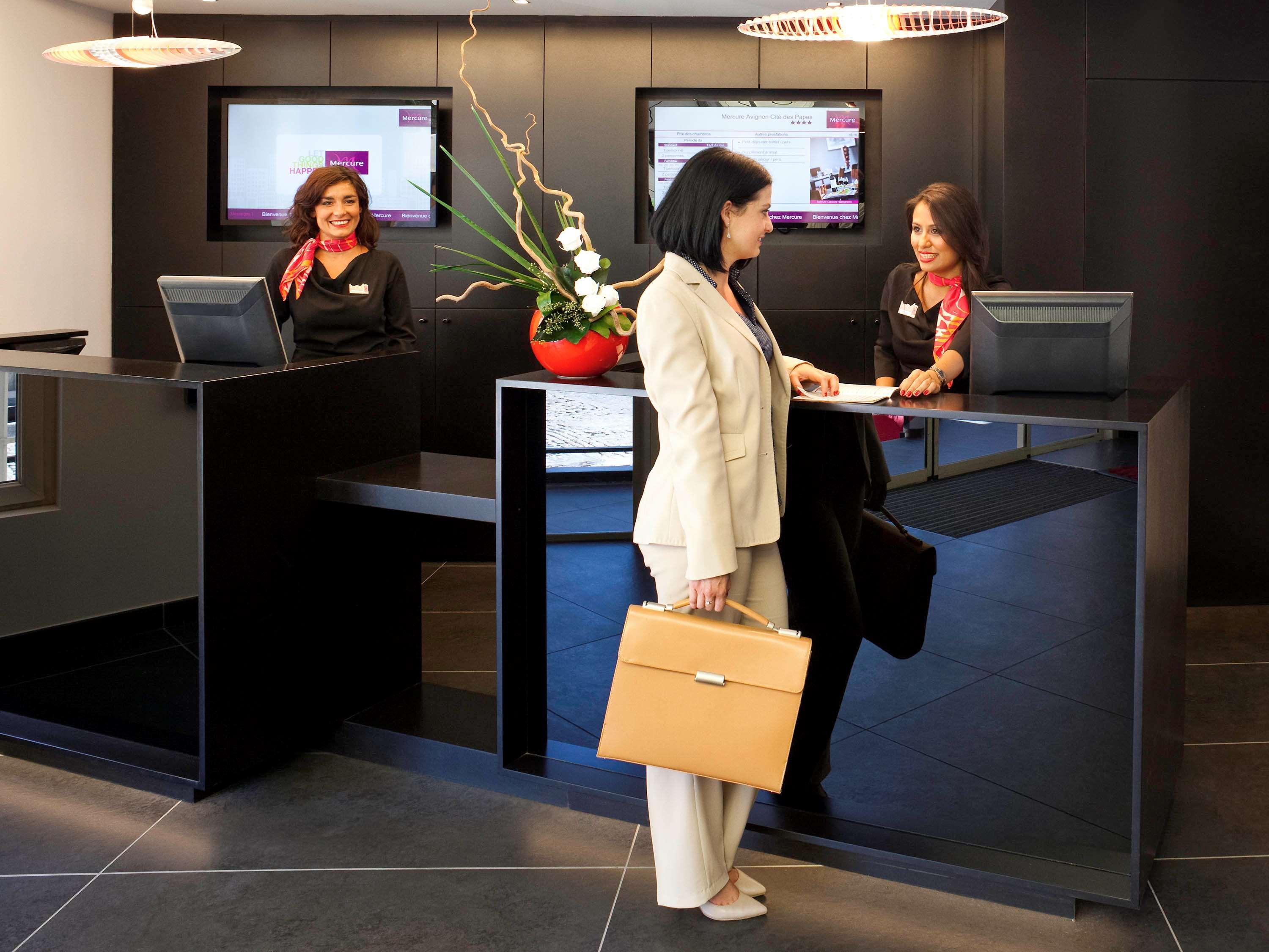 Mercure Avignon Centre Palais Des Papes Екстериор снимка