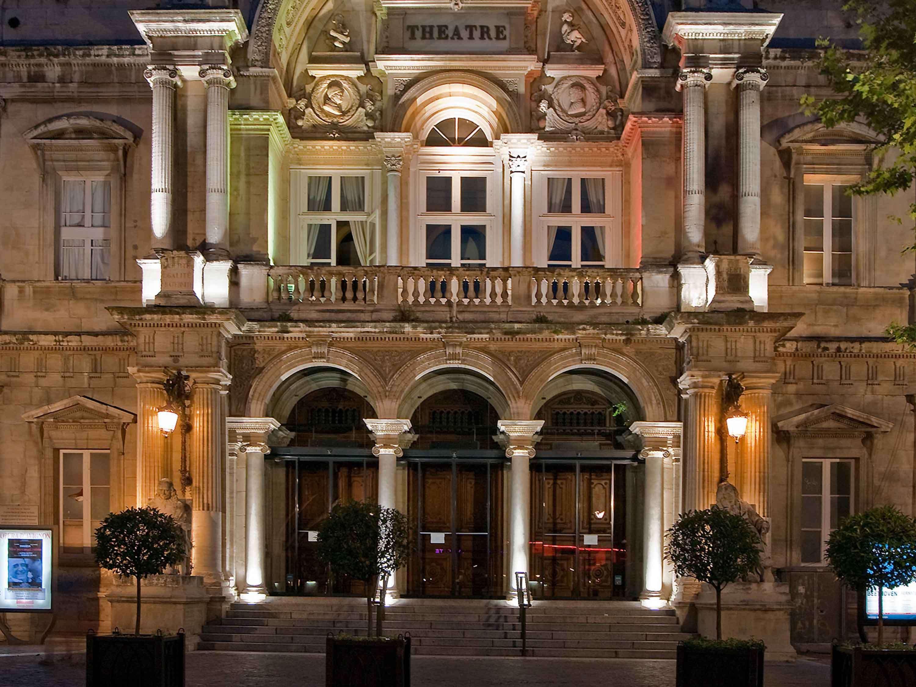 Mercure Avignon Centre Palais Des Papes Екстериор снимка