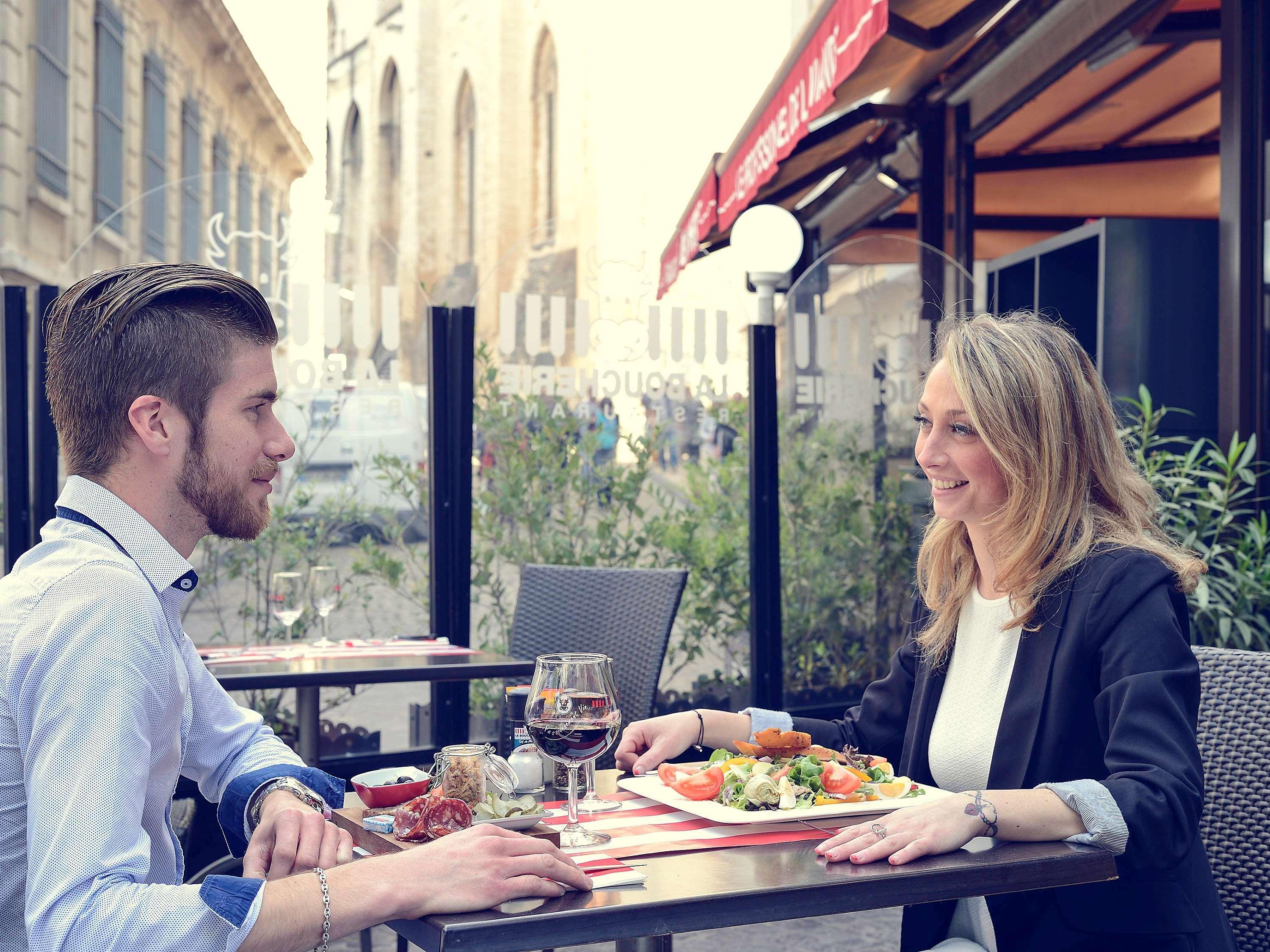 Mercure Avignon Centre Palais Des Papes Екстериор снимка